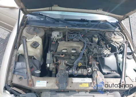 1999 Chevrolet Monte Carlo Ls from USA, damaged, VIN 2G1WW12M2X9163157